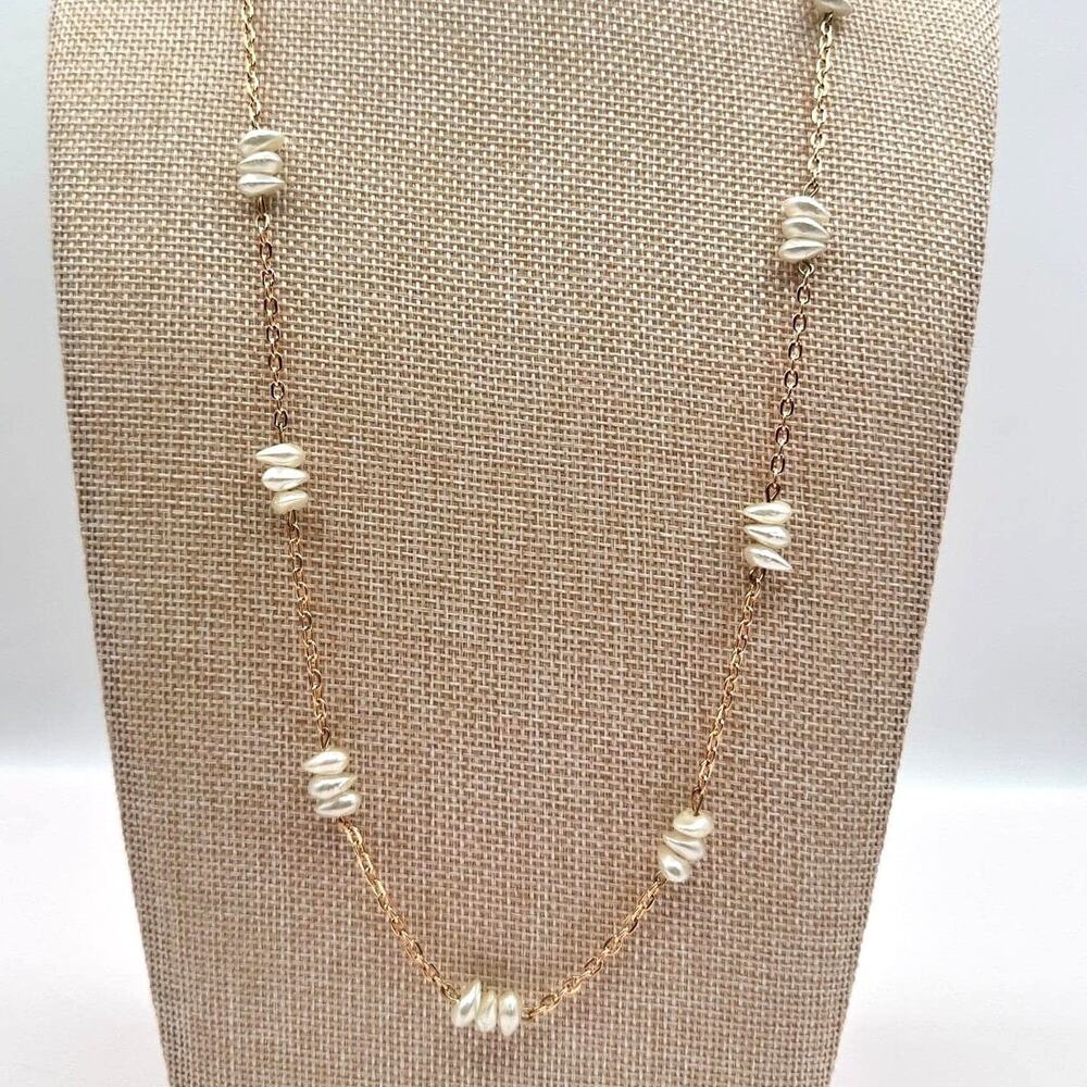 Vintage 80s Gold Tone Beaded Station Necklace Pearl Ribbed Barrel Retro Jewelry